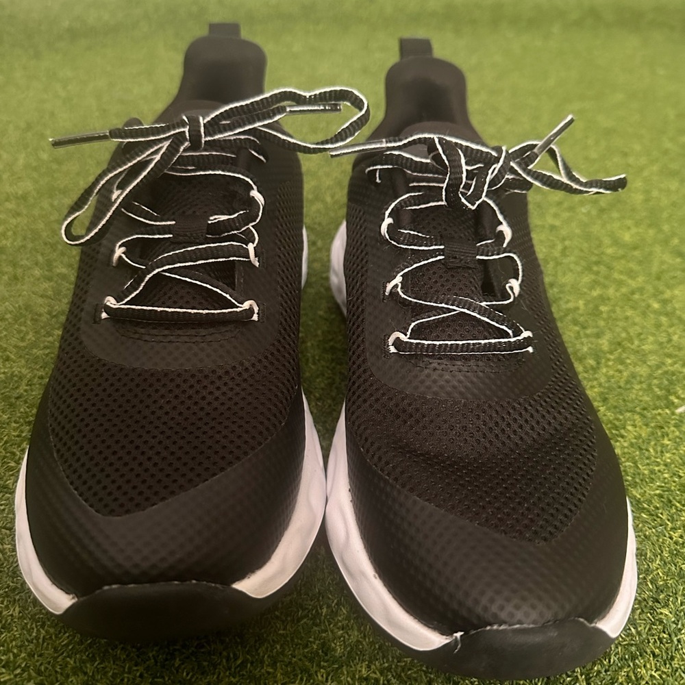 All in Motion Black Athletic Shoes - Picture 3 of 10